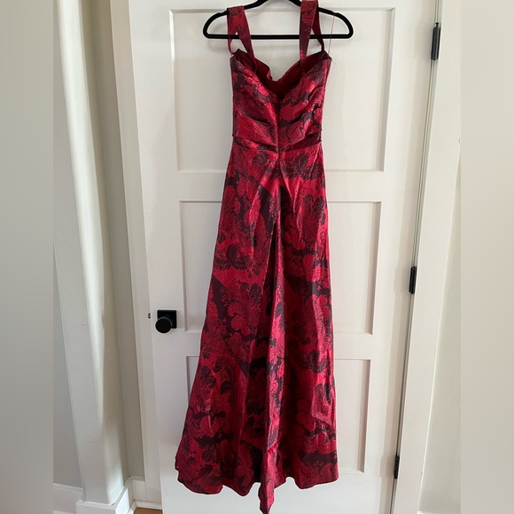 Kay Unger New York Red / Burgandy Gown - Picture 5 of 5